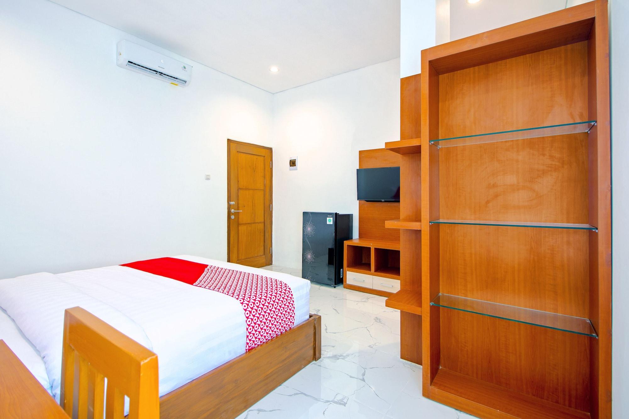 Super Oyo 13I9 88 Exclusive Guesthouse Kejayan Exterior photo
