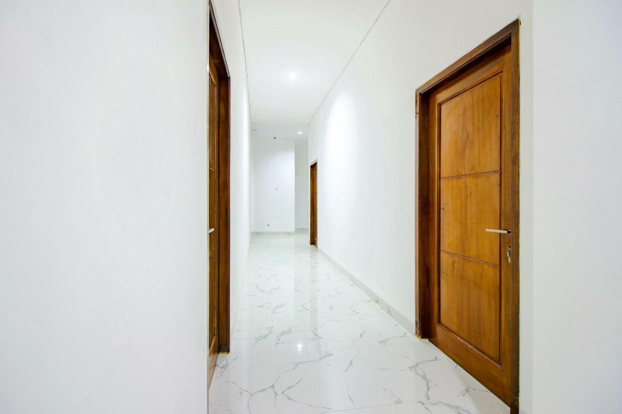 Super Oyo 13I9 88 Exclusive Guesthouse Kejayan Exterior photo