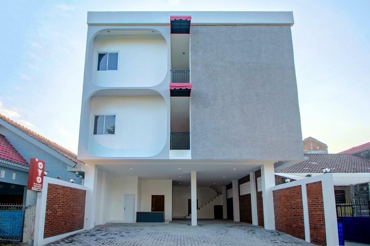 Super Oyo 13I9 88 Exclusive Guesthouse Kejayan Exterior photo